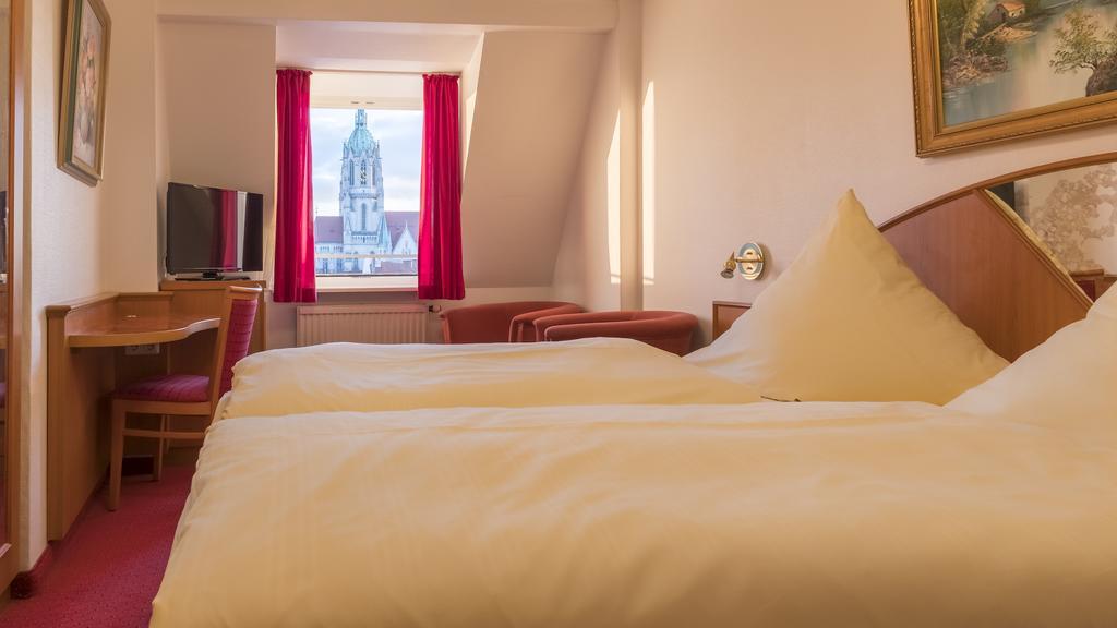 Hotel Bayernland Munchen Bagian luar foto