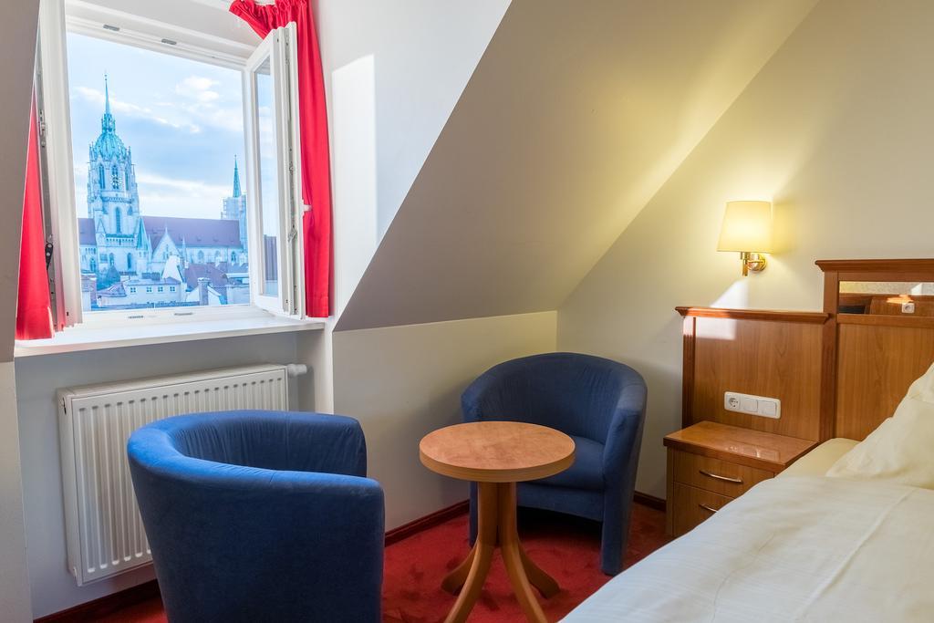 Hotel Bayernland Munchen Bagian luar foto